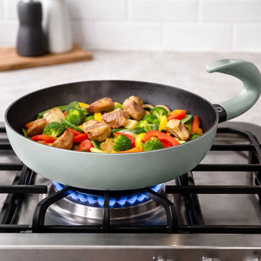 padella antiaderente 28 cm con manico ergonomico curvo, adatta a tutti i piani cottura - foto 5