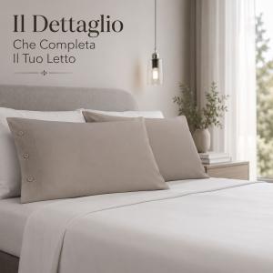 Coppia federe con chiusura a bottoni 50x80 cm